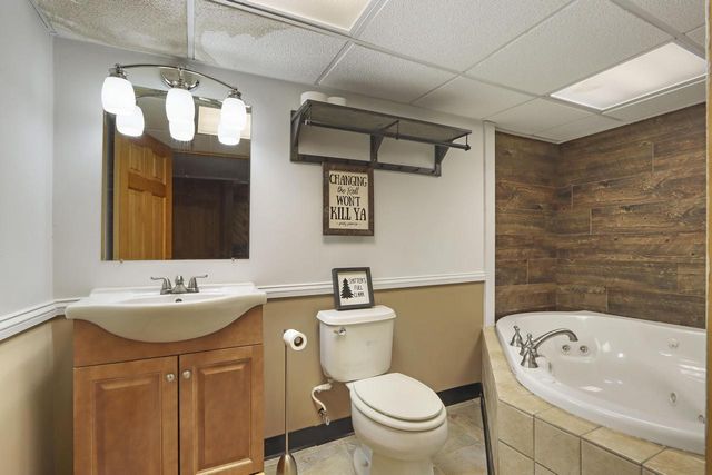 614 Indian Point ROAD, Twin Lakes, WI 53181