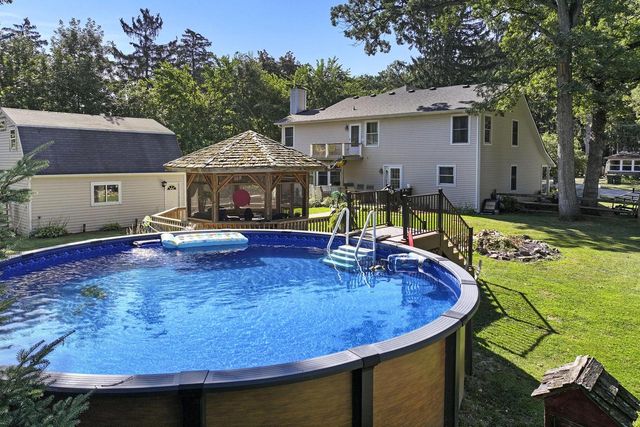 614 Indian Point ROAD, Twin Lakes, WI 53181