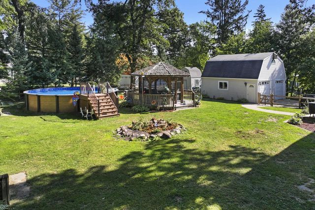 614 Indian Point ROAD, Twin Lakes, WI 53181