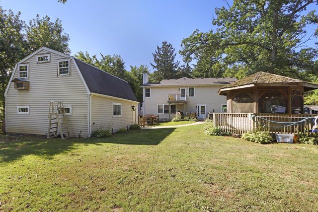 614 Indian Point ROAD, Twin Lakes, WI 53181