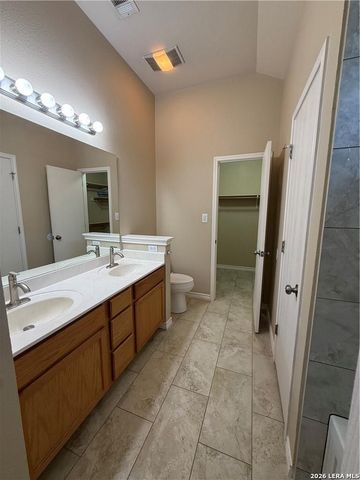 136 Musgrav, Kyle, TX 78640