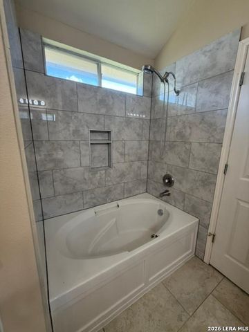 136 Musgrav, Kyle, TX 78640