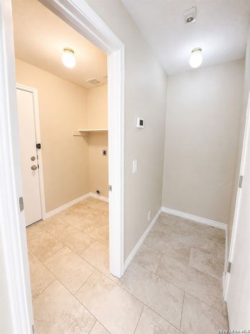 136 Musgrav, Kyle, TX 78640