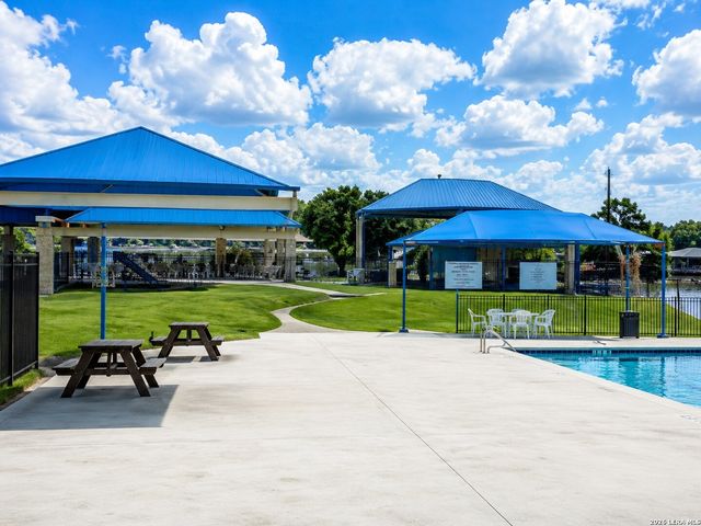 136 Musgrav, Kyle, TX 78640