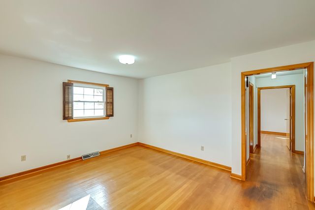 136 Pin Oak Drive, Lancaster, KY 40444