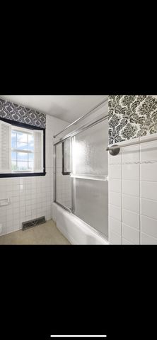 136 Pin Oak Drive, Lancaster, KY 40444