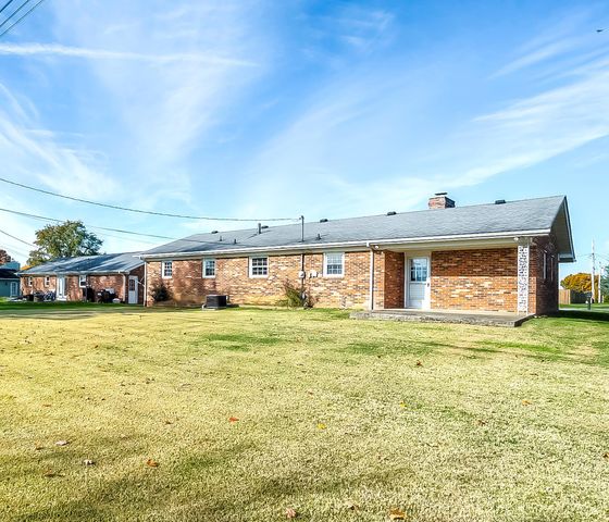 136 Pin Oak Drive, Lancaster, KY 40444