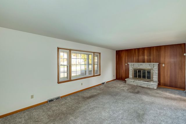 136 Pin Oak Drive, Lancaster, KY 40444