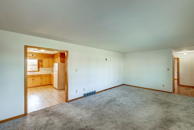 136 Pin Oak Drive, Lancaster, KY 40444