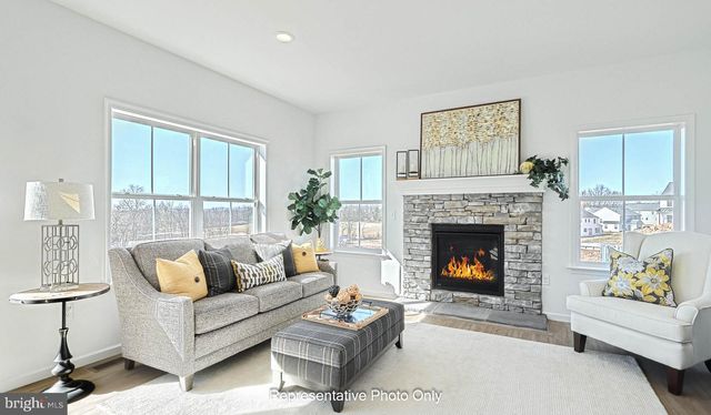 828 KIMMERLINGS RD, Lebanon, PA 17046