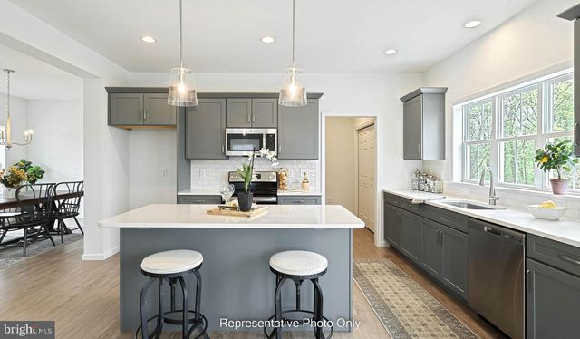 828 KIMMERLINGS RD, Lebanon, PA 17046