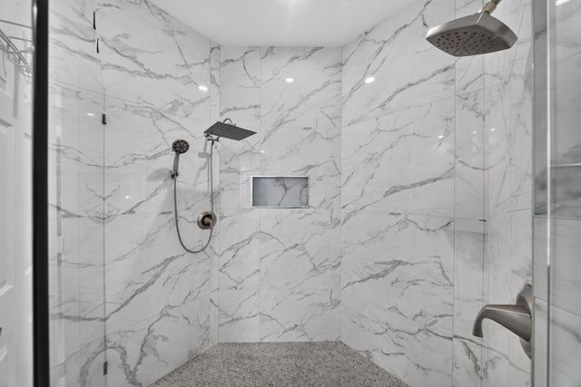 7690 La Corniche Circle, Boca Raton, FL 33433
