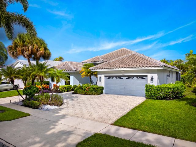 7690 La Corniche Circle, Boca Raton, FL 33433
