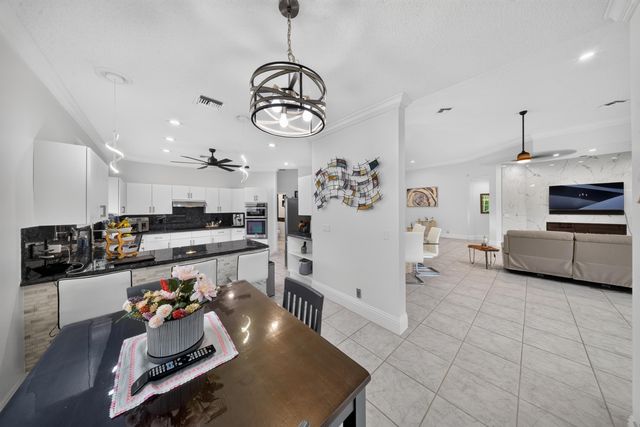 7690 La Corniche Circle, Boca Raton, FL 33433