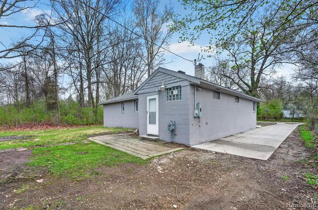 6914 Arlene Court, Romulus, MI 48174