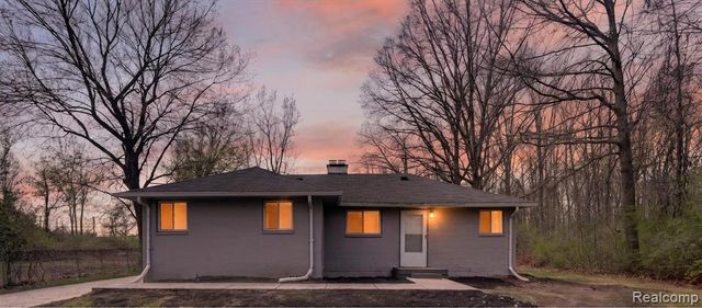 6914 Arlene Court, Romulus, MI 48174