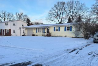 41 Grecian Parkway, Greece, NY 14626