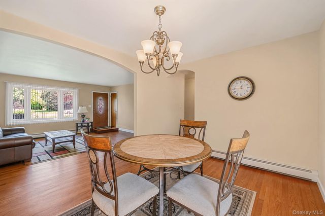 190 Bay Avenue, Patchogue, NY 11772