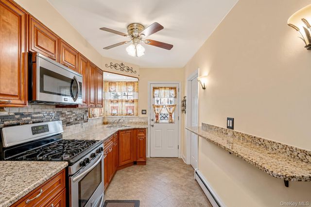190 Bay Avenue, Patchogue, NY 11772