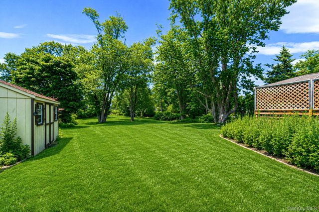 190 Bay Avenue, Patchogue, NY 11772