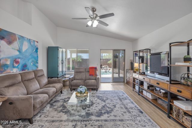 10951 E DELTA Avenue, Mesa, AZ 85208