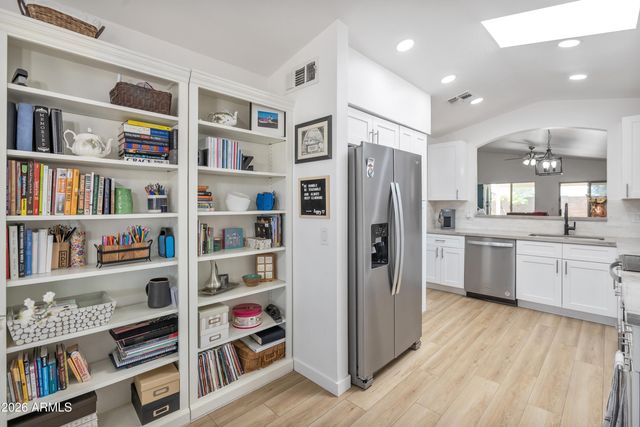 10951 E DELTA Avenue, Mesa, AZ 85208