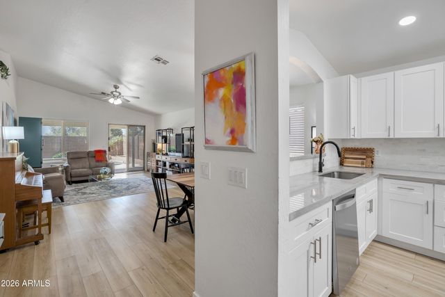 10951 E DELTA Avenue, Mesa, AZ 85208