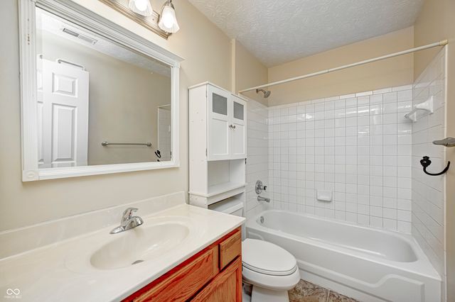 11760 Glenbrook Court 205, Carmel, IN 46032