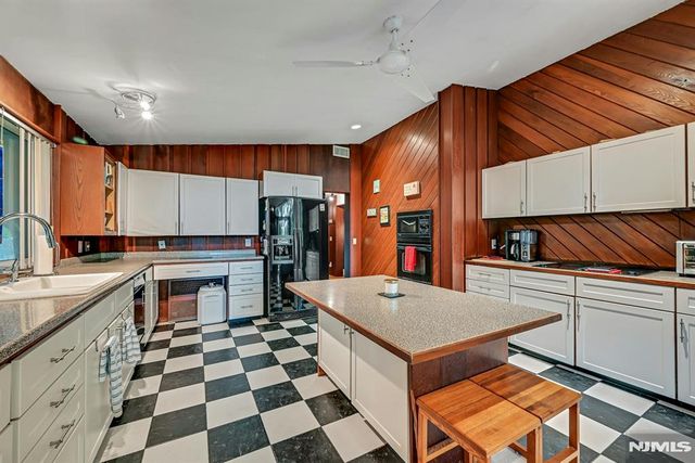 2009 Glen Avenue, Twp Of Washington, NJ 07676