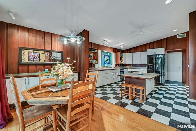 2009 Glen Avenue, Twp Of Washington, NJ 07676
