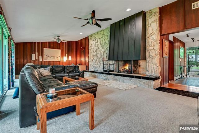 2009 Glen Avenue, Twp Of Washington, NJ 07676