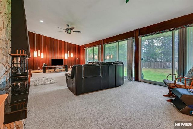 2009 Glen Avenue, Twp Of Washington, NJ 07676
