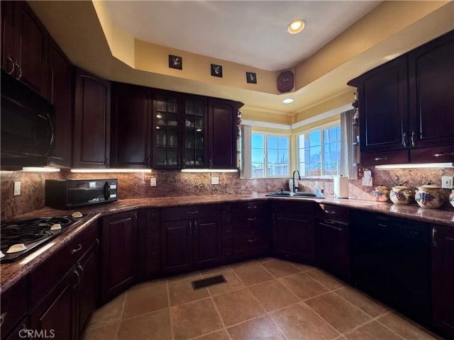 25701 Alto, San Bernardino, CA 92404