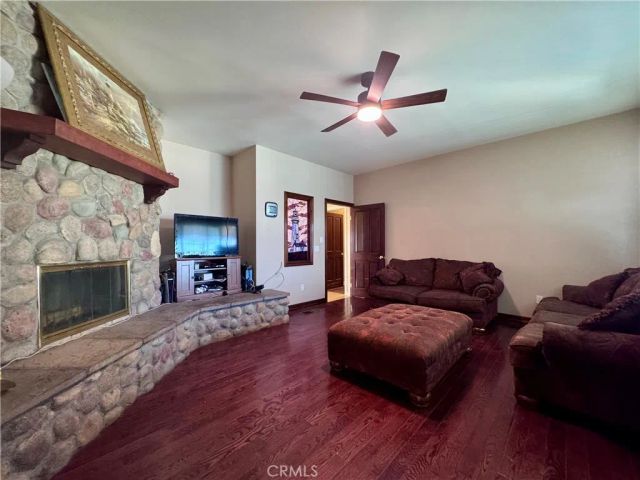 25701 Alto, San Bernardino, CA 92404