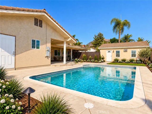 25701 Alto, San Bernardino, CA 92404