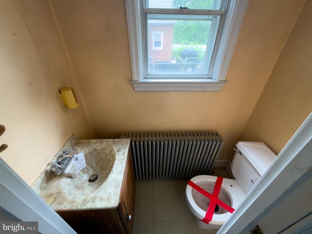 1240 JEFFERSON AVE, Woodlyn, PA 19094