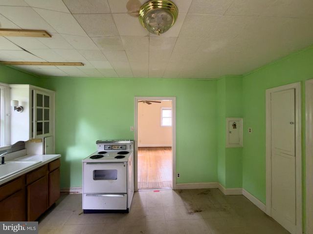 1240 JEFFERSON AVE, Woodlyn, PA 19094