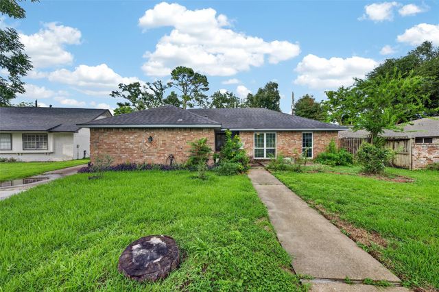 5714 Arbor Vitae Drive, Houston, TX 77092