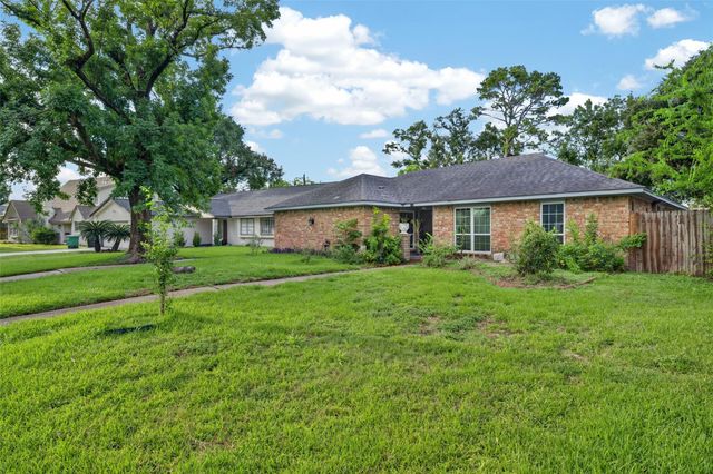 5714 Arbor Vitae Drive, Houston, TX 77092