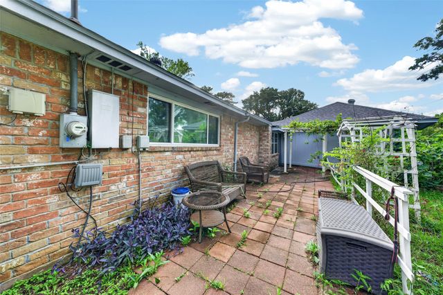 5714 Arbor Vitae Drive, Houston, TX 77092