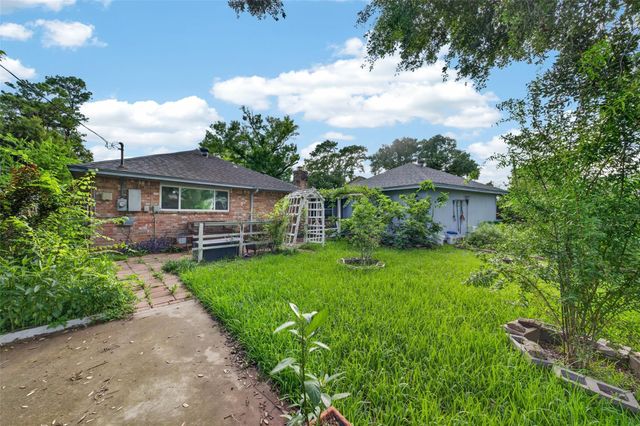 5714 Arbor Vitae Drive, Houston, TX 77092