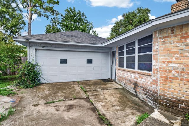 5714 Arbor Vitae Drive, Houston, TX 77092