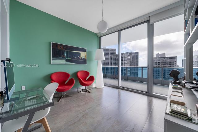 200 Biscayne Boulevard Way 4902, Miami, FL 33131