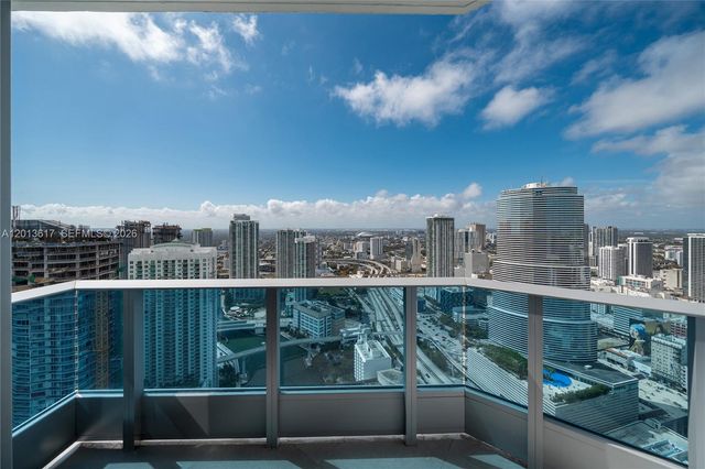 200 Biscayne Boulevard Way 4902, Miami, FL 33131