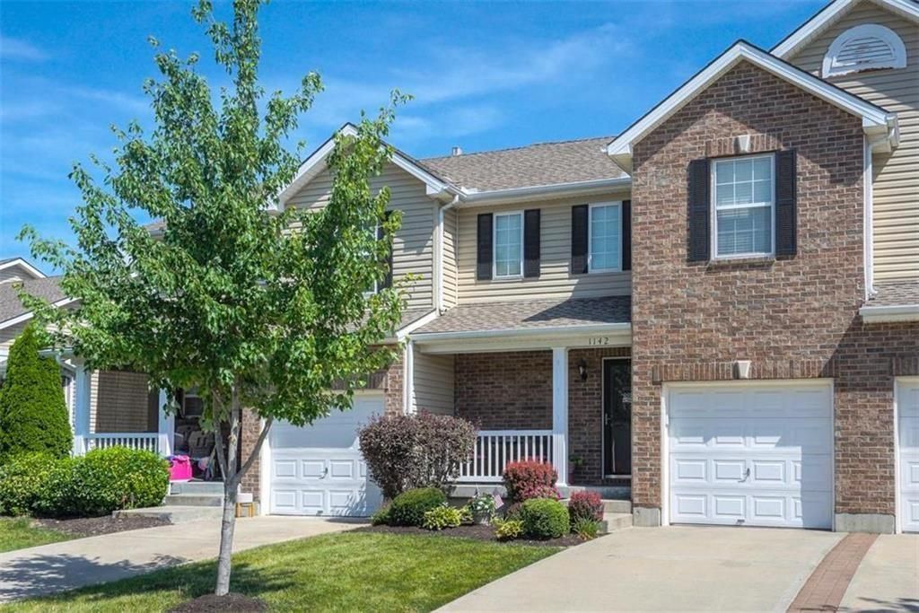 1142 SW Arborfair Drive, Lee's Summit, MO 64082