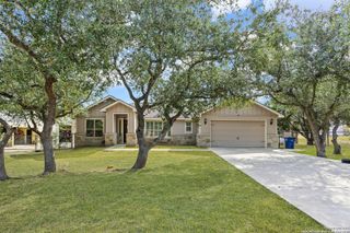 1572 Cougar, Canyon Lake, TX 78133