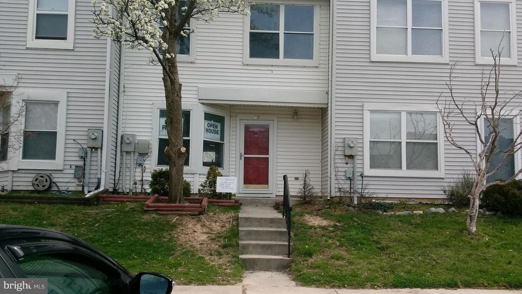 22 NAKOTA CT, Middle River, MD 21220