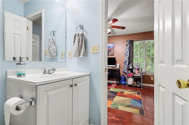 8577 Jamestown Way, Jonesboro, GA 30238