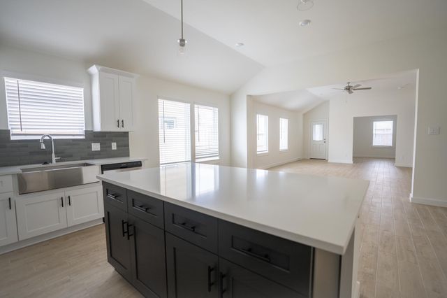 1119 Santee Court, Rosharon, TX 77583