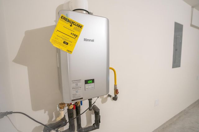 1119 Santee Court, Rosharon, TX 77583